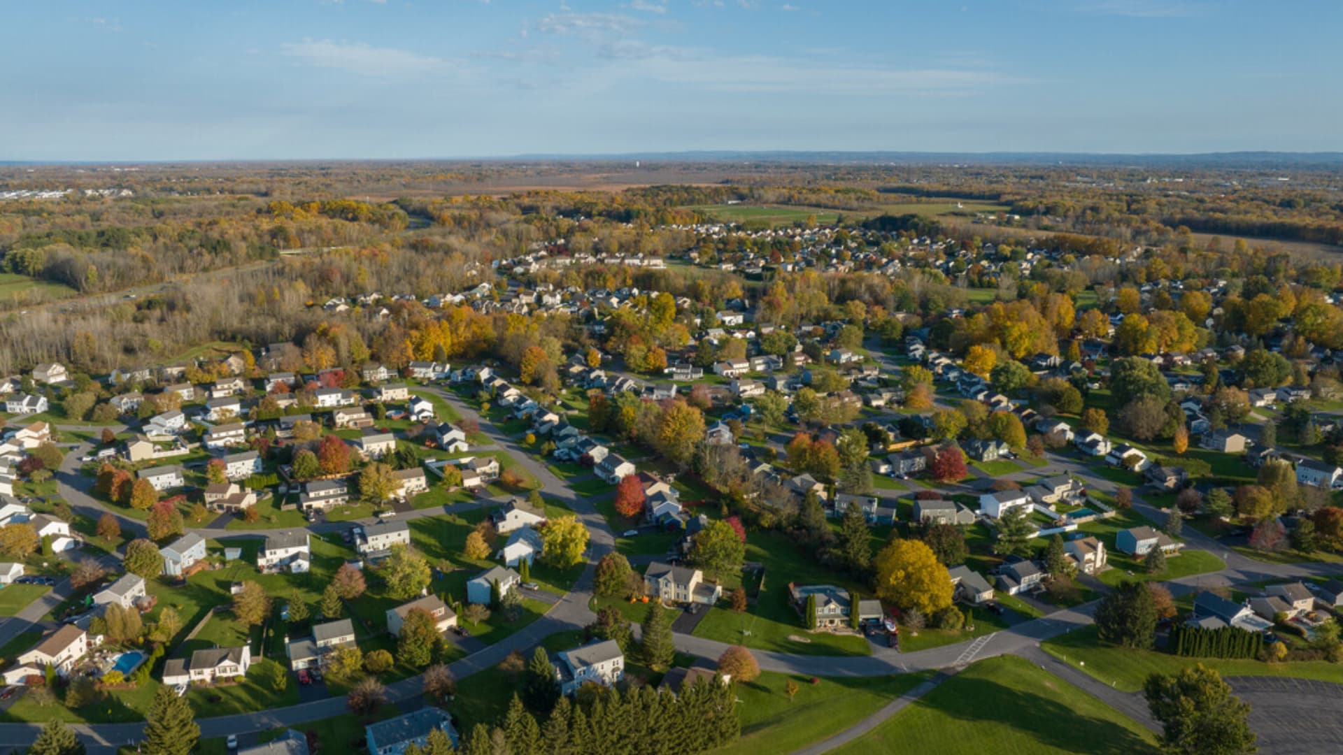 Professional Lawn Treatment in Clay, NY - Emerald Lawn Care